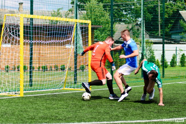 Свято корпоративної єдності: група компаній «Континіум» влаштувала футбольний турнір. ФОТО