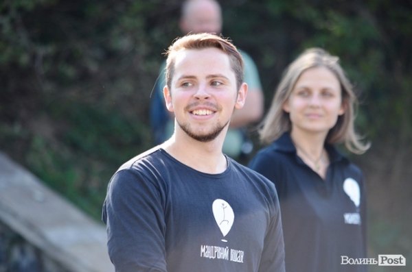 Відкриття театрального фестивалю «Мандрівний вішак - 2016» у Луцьку. ФОТО