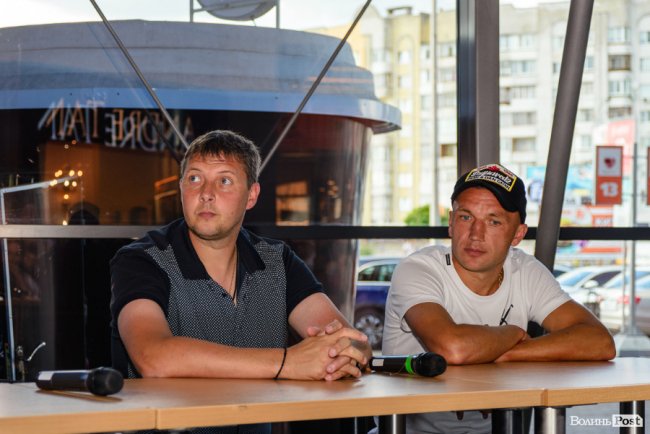 Лучан знайомили з новими гравцями «Волині». ФОТО