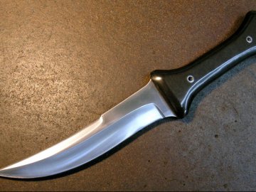 У волинському пункті пропуску в білоруса вилучили холодну зброю