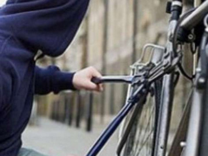 У Луцьку злодії вкрали два велосипеди