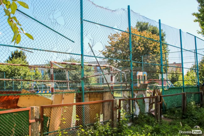 Безіменна вулиця і неназваний ставок: чим особливий неквапливий Вишків. ФОТО