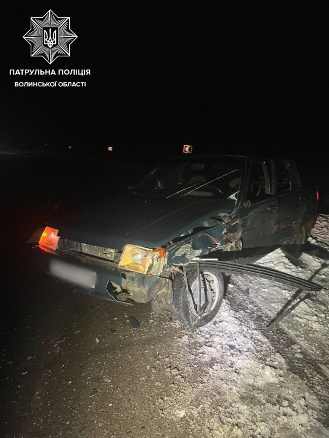 «Вискочив» на зустрічну: на Волині Peugeot втаранився у ЗАЗ