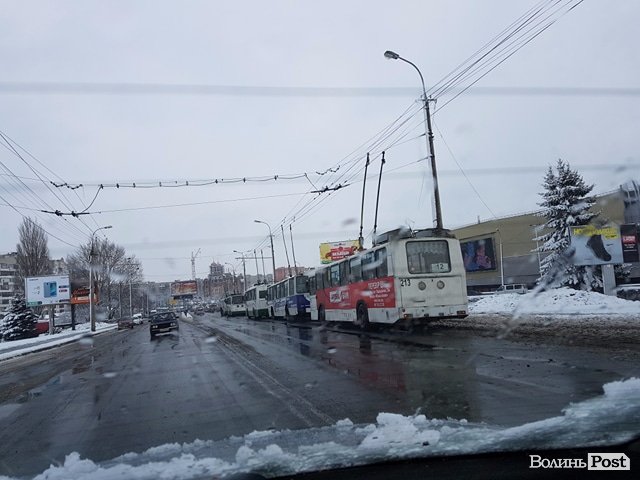 У Луцьку - «затор» із тролейбусів