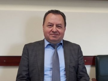 Валюта на рахунках і доньчина квартира: що у декларації Григорія Пустовіта