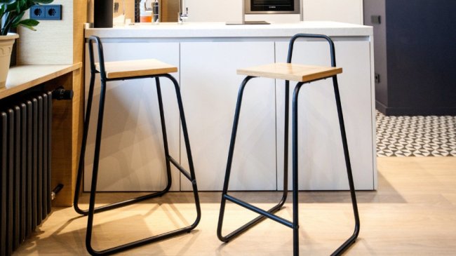 Барні стільці: обираємо правильно*