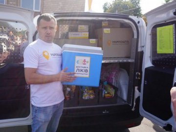 Листоноші на авто: на Волині запрацювали пересувні поштові відділення.ВІДЕО