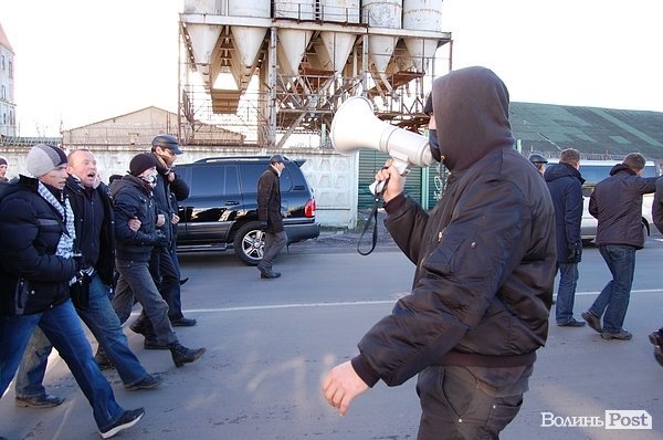 У Луцьку пікетували ДАІ. ФОТО