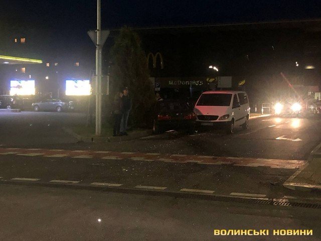 У Луцьку зіткнулися три автомобілі. ФОТО, ВІДЕО