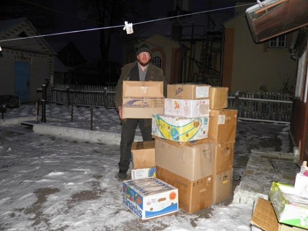 Прихожани храму на Волині передали бійцям  240 кілограмів пирогів. ФОТО