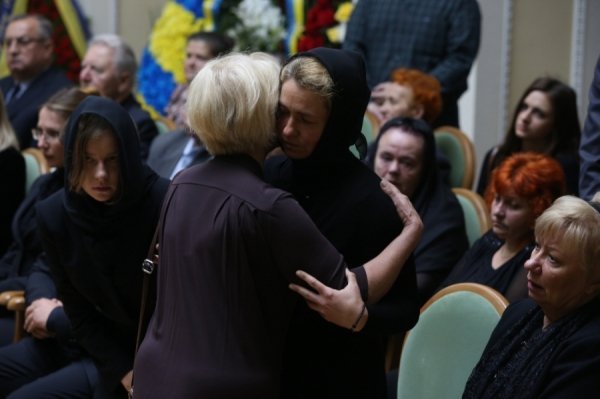 Прощання з Іваном Плющем. ФОТО