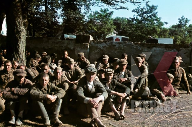 Червень 1941 року в кольорі: фото з початку війни