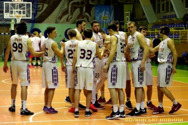 Баскетболісти «Старого Луцька» обіграли команду з Житомира. ФОТО