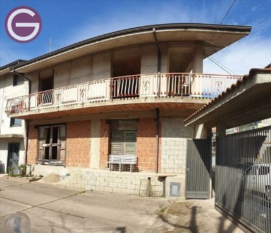 В Італії продають будинки за один євро