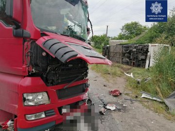 На Київщині сталась масштабна аварія: є загиблий і багато травмованих. ФОТО
