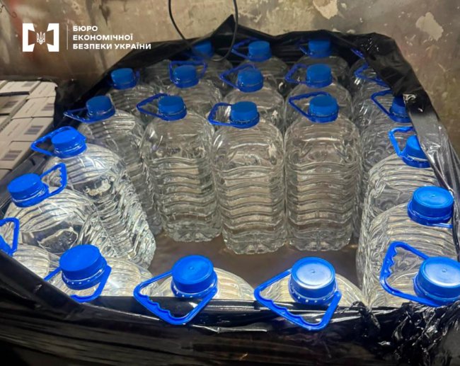 У Луцьку знищили підпільний завод елітного алкоголю