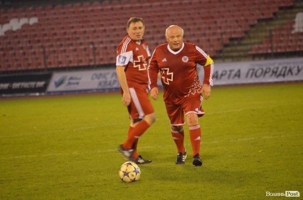 У Луцьку зійшлися легенди футболу з «Волині» та «Карпат». ФОТО 