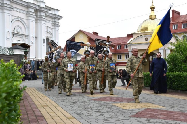 У Луцьку попрощалися з трьома Героями