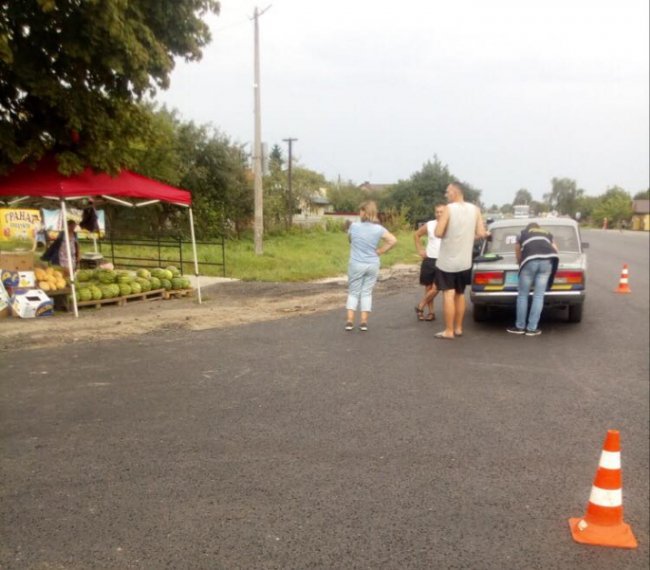 На Волині авто зіткнулося з велосипедом: чоловік у реанімації. ФОТО