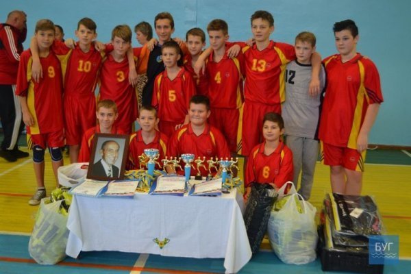 Нововолинськ: завершився всеукраїнський турнір  із гандболу