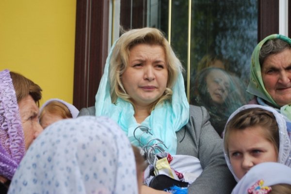 Волинські священики подарували вишиванки дітям, батьки яких воюють на сході. ФОТО