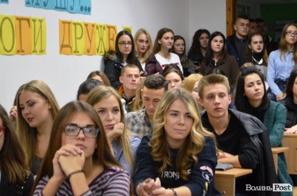 Женя Галич з «O.Torvald» розповів студентам про секс, наркотики, рок-н-рол