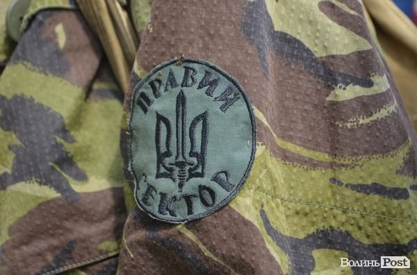 Волинський «Правий сектор» прийняв присягу та вирушив на Схід. ФОТО