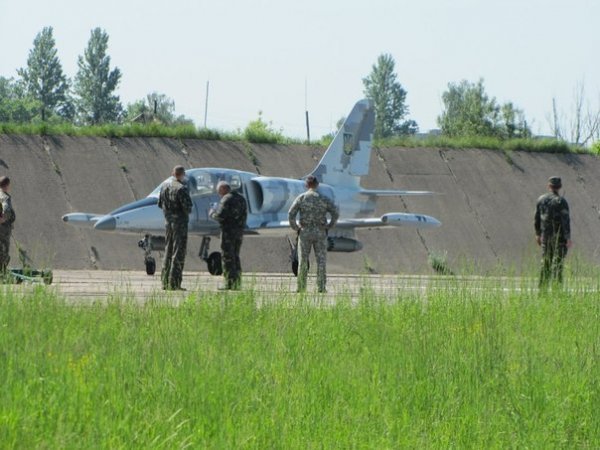 Луцьк авіаційний: літаки на військовому аеродромі. ФОТО