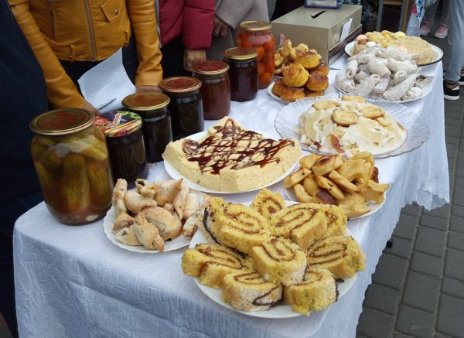 Студенти ковельського медколеджу зібрали кошти на лікування онкохворого хлопчика