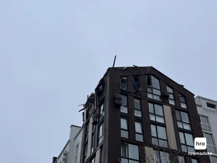 Під час атаки на Київщину воєнний кореспондент урятував 4-річну дівчинку