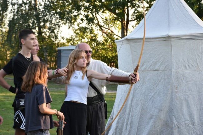 Біля Луцька - фестиваль «Дух незламних»: змагання з різних видів спорту, виступи гуртів та козацьке бойове мистецтво