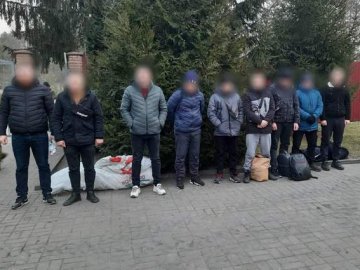 У трьох мешканців Волині конфіскують майно за спробу переправлення ухилянтів