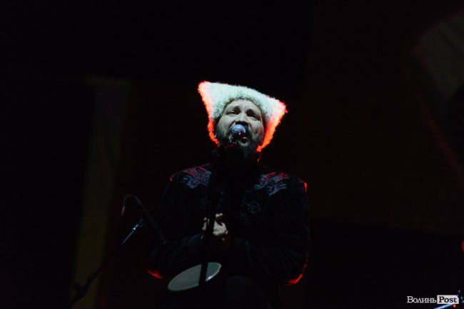 Гурт «ДахаБраха» влаштував видовищне шоу у Луцьку. ФОТОРЕПОРТАЖ 