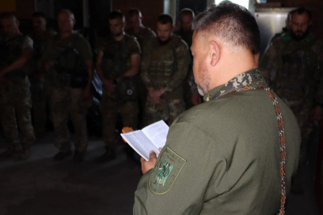 День капелана: волинські воїни привітали духівників