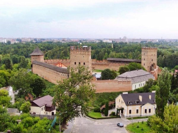 Який вигляд має Луцьк із купола костелу Петра і Павла. ФОТО