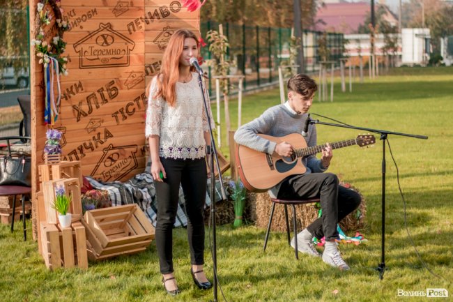 Із вітаннями та концертом: як на «Теремно Хліб» відзначають професійне свято. ФОТО*