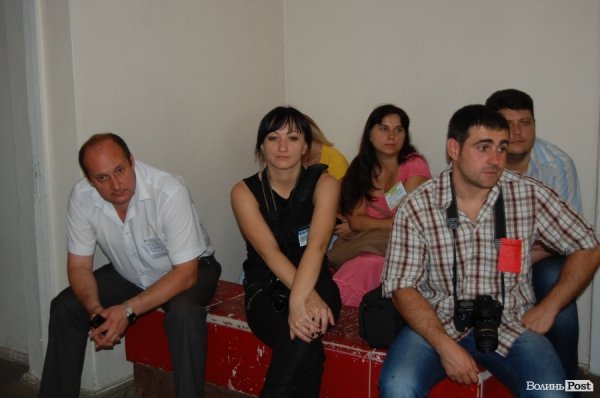 Спостерігачі на дільниці №19026