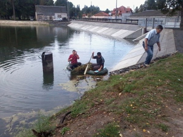 У Луцьку прибирали Теремнівські ставки. ФОТО