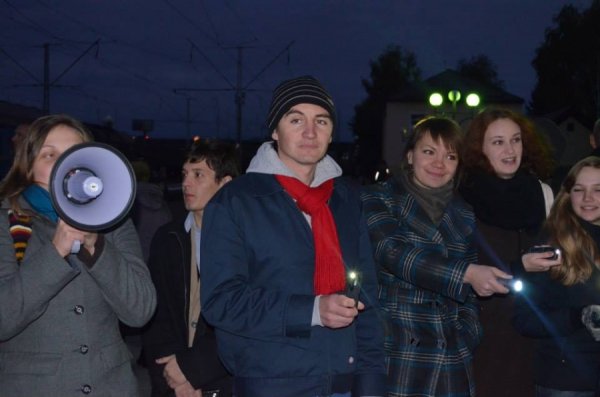 Як у Луцьку зустрічали потяг «Ковель – Чернівці». ФОТО