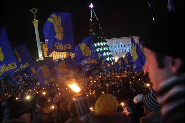 Смолоскипний марш на честь Бандери у Києві. ФОТО