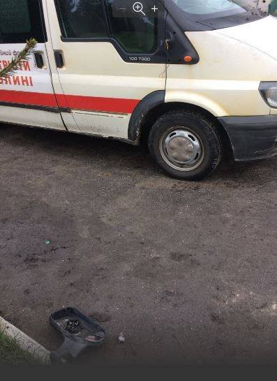 На Волині психічнохворий розгромив карету «швидкої». ФОТО