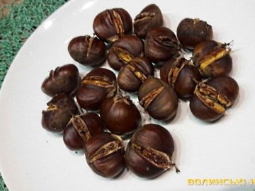 Лучанка розповіла, як правильно готувати каштани