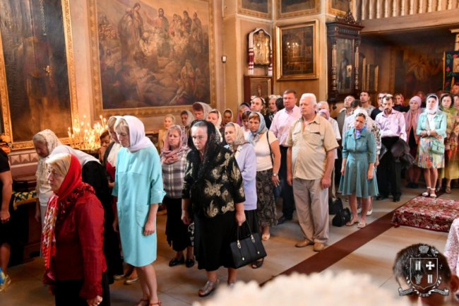 У луцькому храмі просили зцілення для алкозалежних. ФОТО