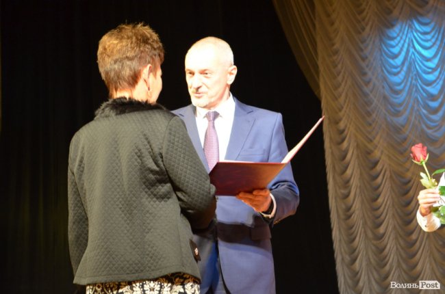 У Луцьку нагородили кращих освітян Волині. ФОТО