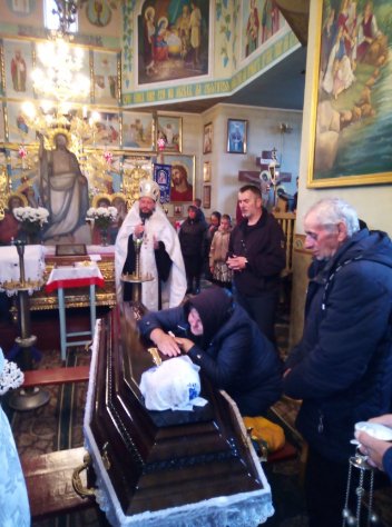 Старовижівщина попрощалася зі своїм Героєм. ФОТО