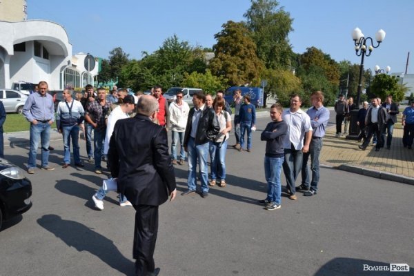 Як революціонери «гуляли» з губернатором Волині. ФОТО