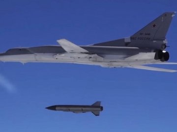 Дві російські ракети, випущені з літака, вдарили по Чернігівщині