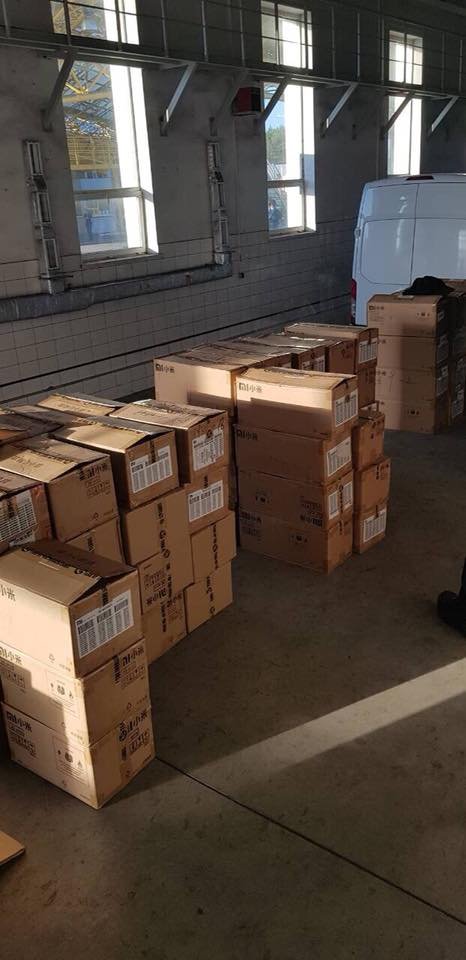 На Волині затримали партію «лівих» телефонів на 700 тисяч доларів. ФОТО