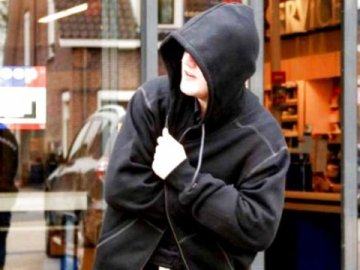 На Волині чоловік обікрав магазин, ключі від якого йому залишила продавчиня