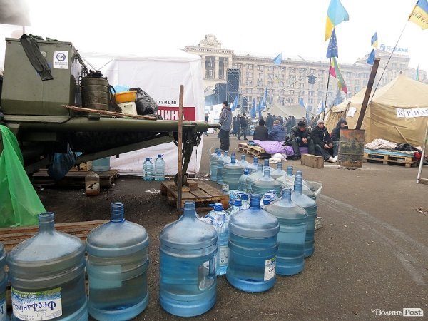 Майдан буденний. НОТАТКИ ОЧЕВИДЦЯ. ФОТО